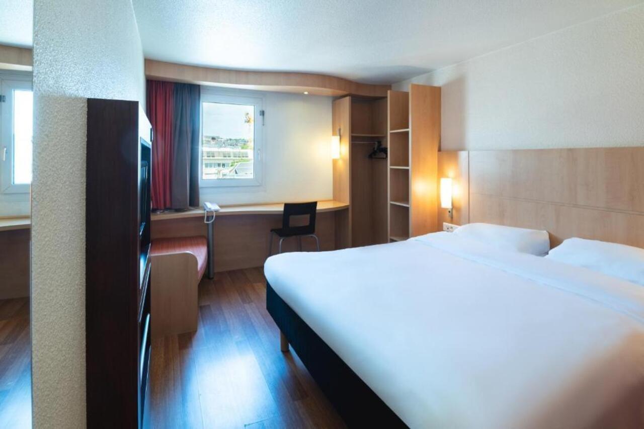 B&B Hotel Rouen Centre Rive Droite Exteriör bild