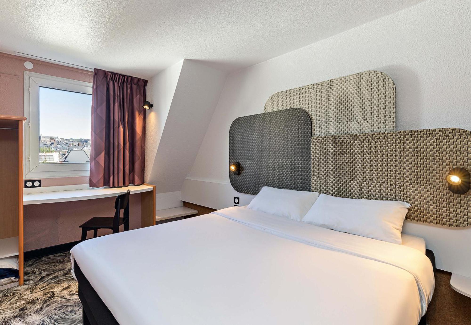 B&B Hotel Rouen Centre Rive Droite Exteriör bild